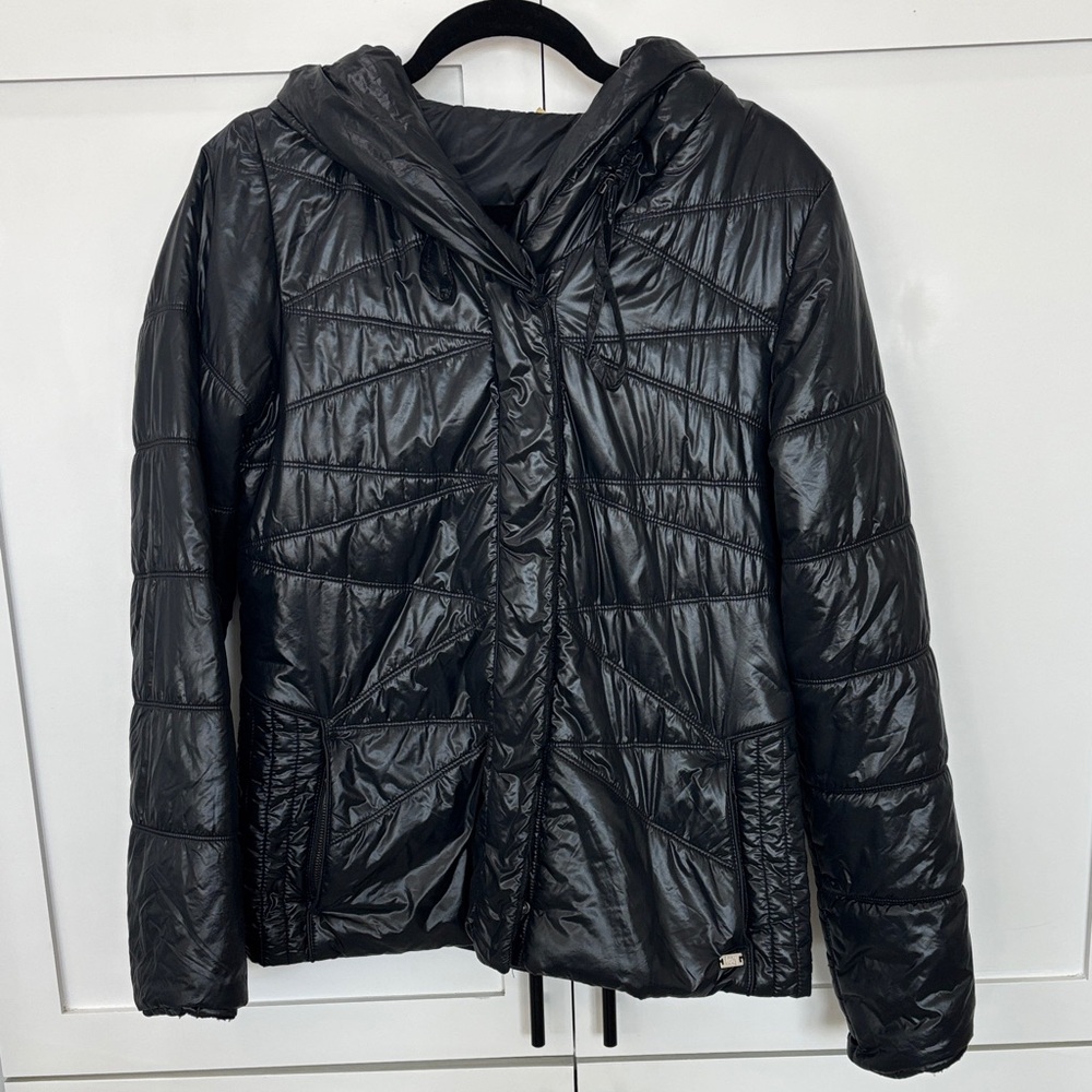 Lucy Women's Shiny Black Puffer Jacket